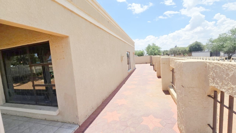 3 Bedroom Property for Sale in Beaconsfield Northern Cape